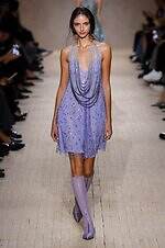 エンポリオ アルマーニ 26年春夏コレクション - 旅の煌めき、夢心地な余韻｜写真125