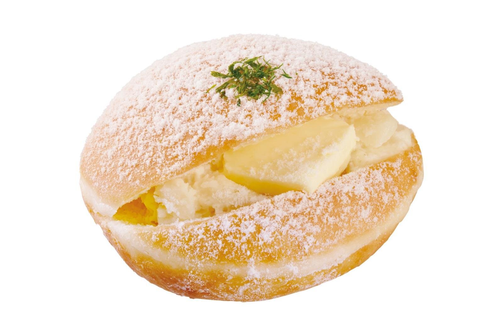 「クリスピー・クリーム・プレミアム 北海道 道産“さやか”のじゃがバター風味」388円、イートイン 396円