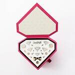 デルレイ×シルバニアファミリー“ショコラウサギの赤ちゃん”付き2段ボックス、ダイヤモンド型チョコ入り｜写真6