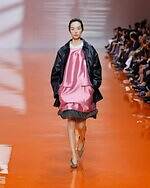 プラダ 2026年春夏 ウィメンズコレクション - 思いのままに装うこと｜写真22