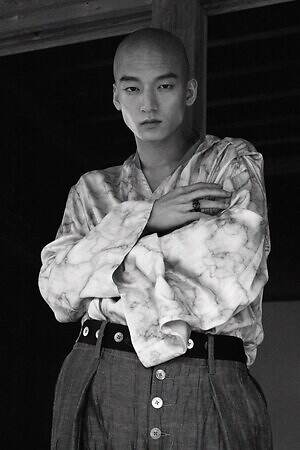 ヘオース(HEōS) 2026年春夏ウィメンズ&メンズコレクション  - 写真29