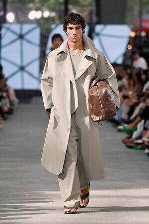 アドルフォドミンゲス(ADOLFO DOMINGUEZ) 2026年春夏ウィメンズ&メンズコレクション  - 写真24