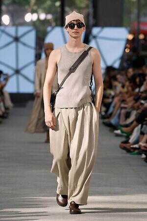 アドルフォドミンゲス(ADOLFO DOMINGUEZ) 2026年春夏ウィメンズ&メンズコレクション  - 写真26