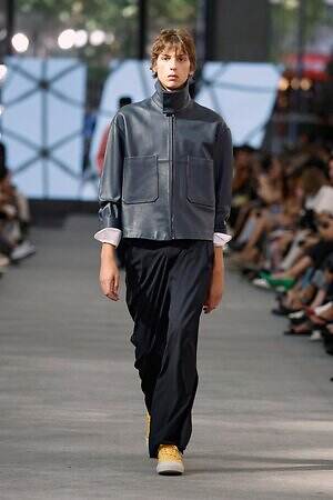 アドルフォドミンゲス(ADOLFO DOMINGUEZ) 2026年春夏ウィメンズ&メンズコレクション  - 写真42