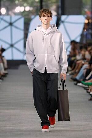 アドルフォドミンゲス(ADOLFO DOMINGUEZ) 2026年春夏ウィメンズ&メンズコレクション  - 写真51