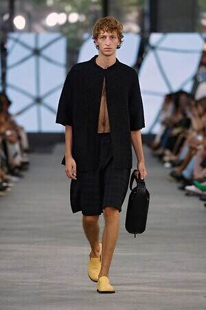 アドルフォドミンゲス(ADOLFO DOMINGUEZ) 2026年春夏ウィメンズ&メンズコレクション  - 写真57