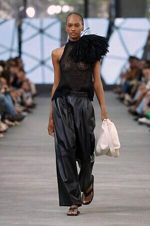 アドルフォドミンゲス(ADOLFO DOMINGUEZ) 2026年春夏ウィメンズ&メンズコレクション  - 写真62