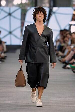 アドルフォドミンゲス(ADOLFO DOMINGUEZ) 2026年春夏ウィメンズ&メンズコレクション  - 写真63