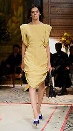 ヴェルサーチェ 26年春夏コレクション - 日常に根ざした官能性｜写真17