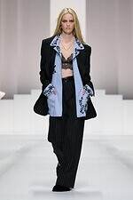 ドルチェ＆ガッバーナ 2026年春夏ウィメンズコレクション - ドレスのように着飾るパジャマルック｜写真3