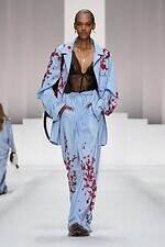 ドルチェ＆ガッバーナ 2026年春夏ウィメンズコレクション - ドレスのように着飾るパジャマルック｜写真4