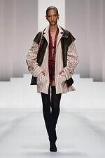 ドルチェ＆ガッバーナ 2026年春夏ウィメンズコレクション - ドレスのように着飾るパジャマルック｜写真6