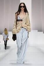 ドルチェ＆ガッバーナ 2026年春夏ウィメンズコレクション - ドレスのように着飾るパジャマルック｜写真14