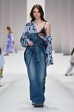 ドルチェ＆ガッバーナ 2026年春夏ウィメンズコレクション - ドレスのように着飾るパジャマルック｜写真21