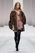 ドルチェ＆ガッバーナ 2026年春夏ウィメンズコレクション - ドレスのように着飾るパジャマルック｜写真40