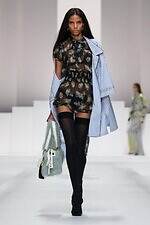 ドルチェ＆ガッバーナ 2026年春夏ウィメンズコレクション - ドレスのように着飾るパジャマルック｜写真50