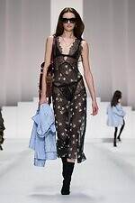 ドルチェ＆ガッバーナ 2026年春夏ウィメンズコレクション - ドレスのように着飾るパジャマルック｜写真51