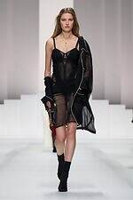 ドルチェ＆ガッバーナ 2026年春夏ウィメンズコレクション - ドレスのように着飾るパジャマルック｜写真60