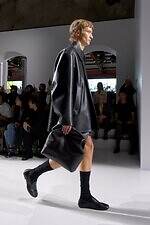 ボッテガ・ヴェネタ 2026年春夏コレクション - 手仕事への華々しい賛歌｜写真27