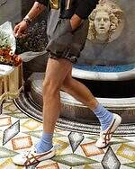 オニツカタイガー×ヴェルサーチェの26年春シューズ、“メデューサ”付きスニーカー＆ローファー｜写真3