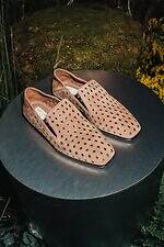 ジミー チュウ26年春“花柄レース”のパンプスやスニーカー、柔らかパステルカラーで｜写真17