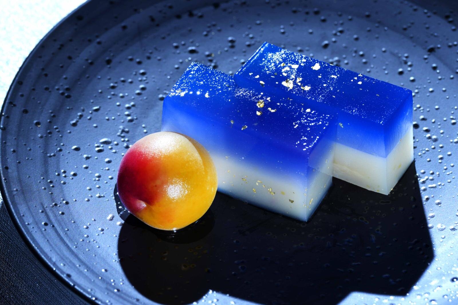 「梅桃乃羊羹 星空と月あかり」1,430円