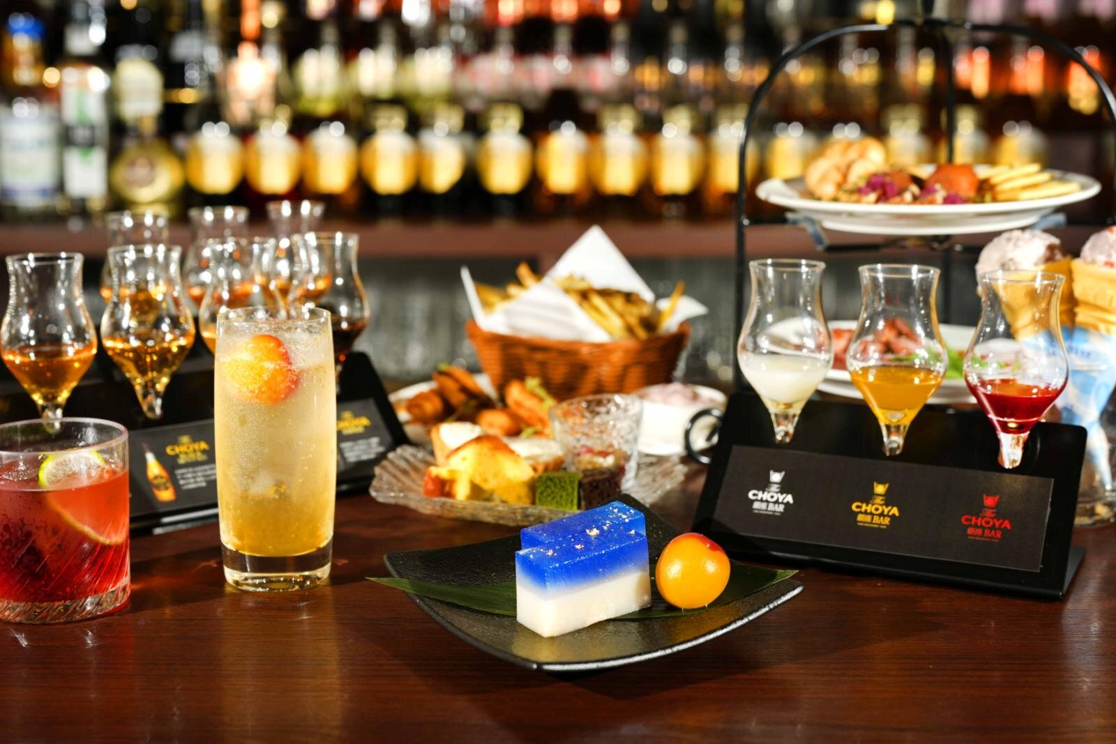 「梅づくしアフタヌーンティー＆ハイティー」 月曜日～木曜日 5,500円 、金曜日～日曜日・祝日 6,000円 ※チャージ料含む