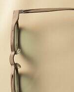 イッセイ ミヤケ アイズの”木目調”アイウェア、ナチュラルなベージュカラーで｜写真4