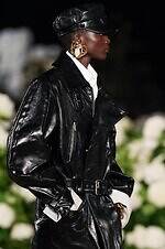 サンローラン 26年春夏ウィメンズコレクション - 強さとフェミニティの二重奏｜写真4