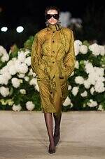 サンローラン 26年春夏ウィメンズコレクション - 強さとフェミニティの二重奏｜写真35