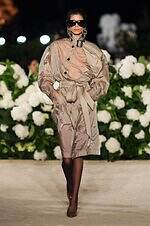 サンローラン 26年春夏ウィメンズコレクション - 強さとフェミニティの二重奏｜写真39