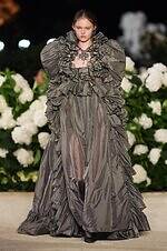 サンローラン 26年春夏ウィメンズコレクション - 強さとフェミニティの二重奏｜写真69