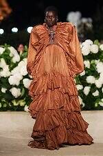 サンローラン 26年春夏ウィメンズコレクション - 強さとフェミニティの二重奏｜写真82