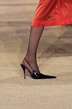 サンローラン 26年春夏ウィメンズコレクション - 強さとフェミニティの二重奏｜写真88