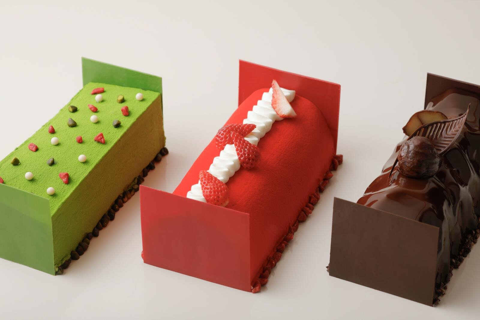 パーク ハイアット 京都 2025年クリスマスケーキ 予約期間：2025年10月1日(水)～12月23日(火) 受渡期間：12月19日(金)～12月26日(金)