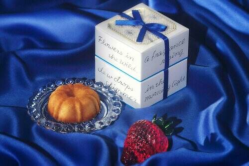 ルル メリー秋冬限定「ルルガトー」“あまおう苺”のパウダー＆ピューレ入りしっとり焼き菓子