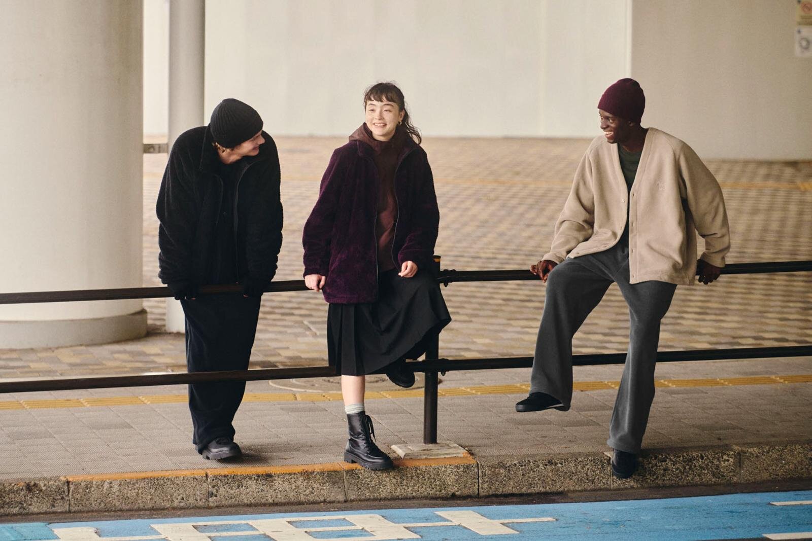 ユニクロ×ニードルズ、“パピヨンロゴ入り”フリースカーディガンやライン入りパンツ｜写真25