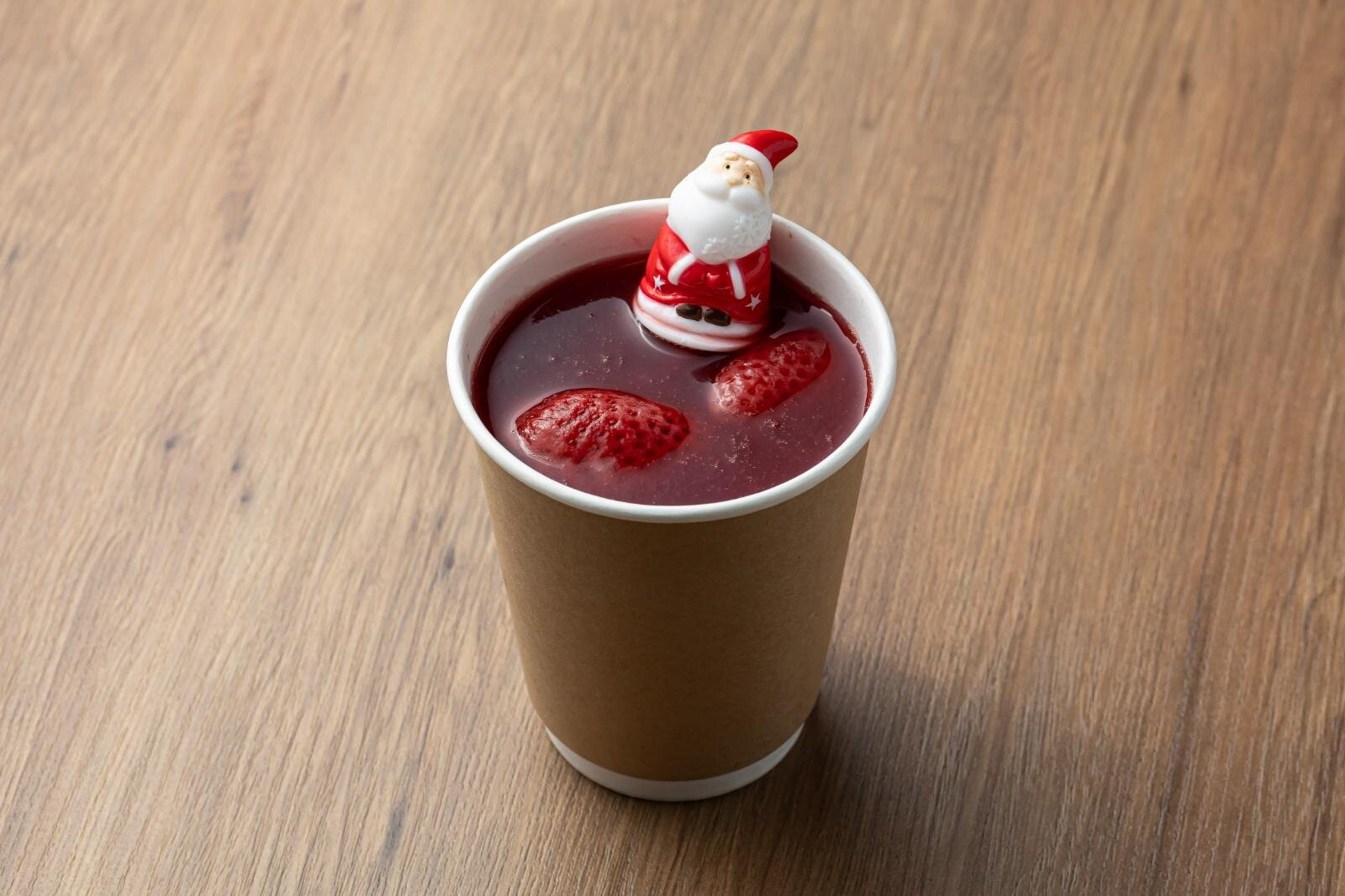 横浜赤レンガ倉庫25年クリスマスマーケットにドイツ料理や雑貨集結、巨大ツリーやイルミネーションも｜写真19