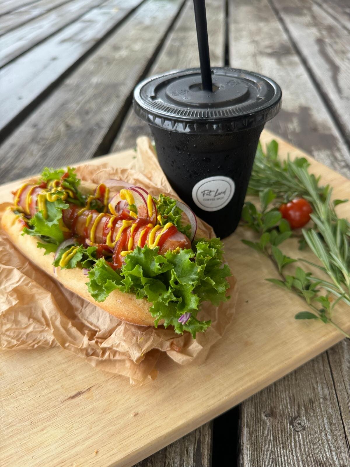 横浜赤レンガ倉庫25年クリスマスマーケットにドイツ料理や雑貨集結、巨大ツリーやイルミネーションも｜写真31