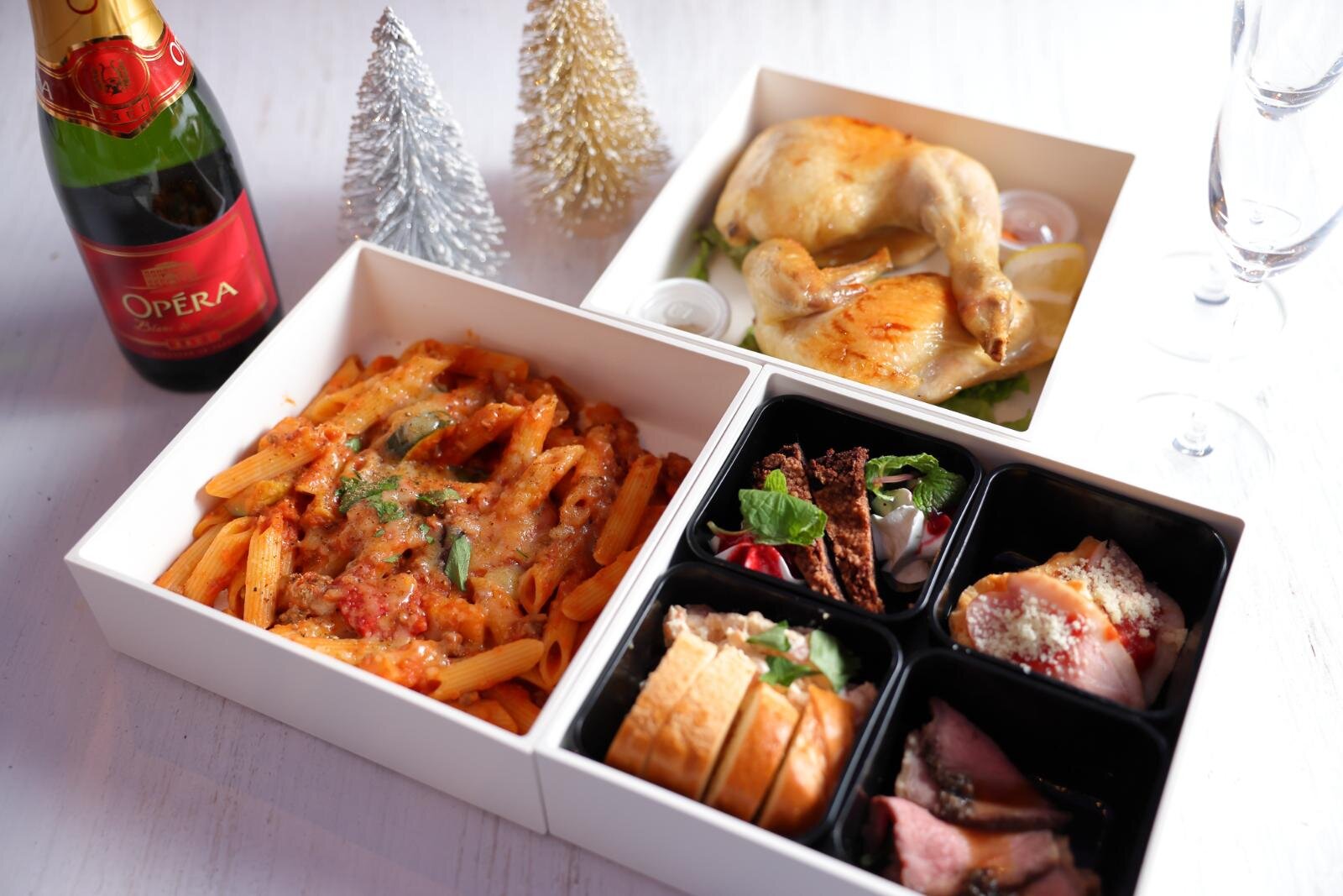 横浜赤レンガ倉庫25年クリスマスマーケットにドイツ料理や雑貨集結、巨大ツリーやイルミネーションも｜写真9