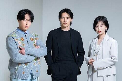 水上恒司×山下美月×宮舘涼太にインタビュー、人が抱く執着の怖さとは？『火喰鳥を、喰う』で三角関係に