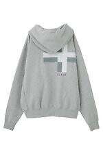 クラネ×フラグメント デザイン“教会モチーフ”柄のリバーシブルMA-1＆セットアップ｜写真8