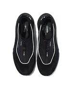 スイコック×エフシーイーの“防水透湿”ジップスニーカー、スエードの異素材アッパーで｜写真11