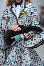 アンリアレイジ(ANREALAGE) 生命の可視化｜写真34