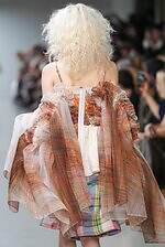 アンリアレイジ(ANREALAGE) 生命の可視化｜写真57