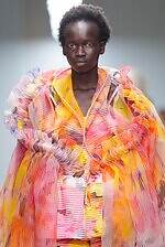 アンリアレイジ(ANREALAGE) 生命の可視化｜写真59