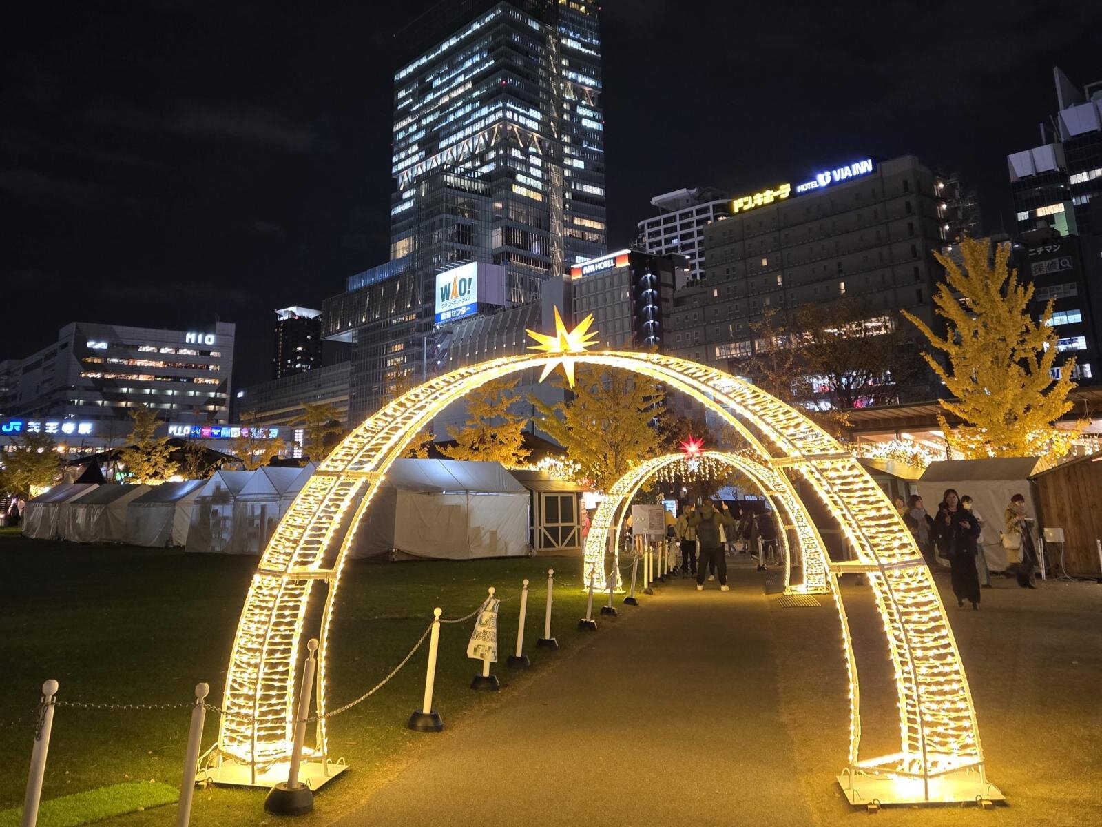 「クリスマスマーケット in 大阪 てんしば 2025」ツリー輝く空間にクリスマス雑貨＆グルメ｜写真5