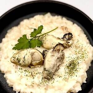 「クリスマスマーケット in 大阪 てんしば 2025」ツリー輝く空間にクリスマス雑貨＆グルメ｜写真23