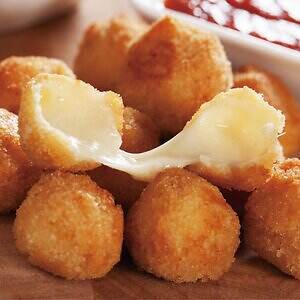 「クリスマスマーケット in 大阪 てんしば 2025」ツリー輝く空間にクリスマス雑貨＆グルメ｜写真32