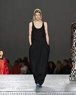 ドリス ヴァン ノッテン 2026年春夏コレクション - 気ままな波の戯れ｜写真40